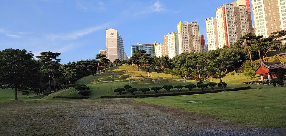 선성군 묘역 및 석물 장소 사진