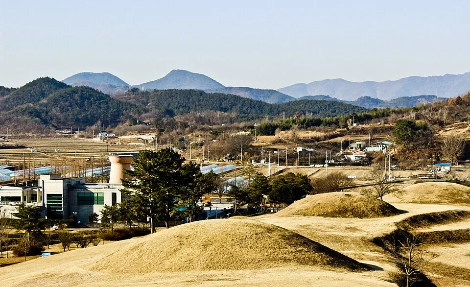 함안 말이산 고분군 장소 사진