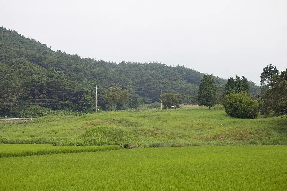 고성 내산리 고분군